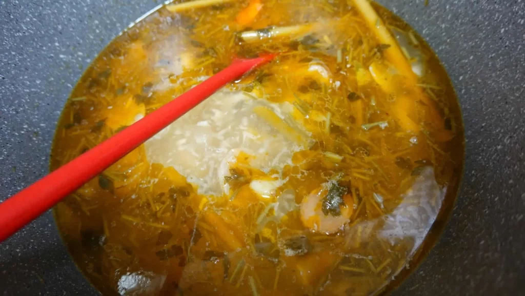 حساء توم يوم