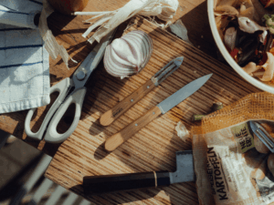 أدوات أساسية للمطبخ